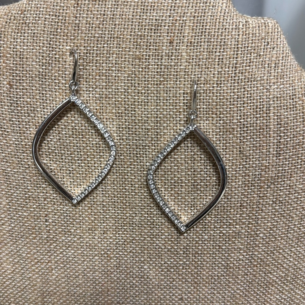 Touchstone crystal earrings. Crystal stones rhodium plating. 2 inch length. NWB